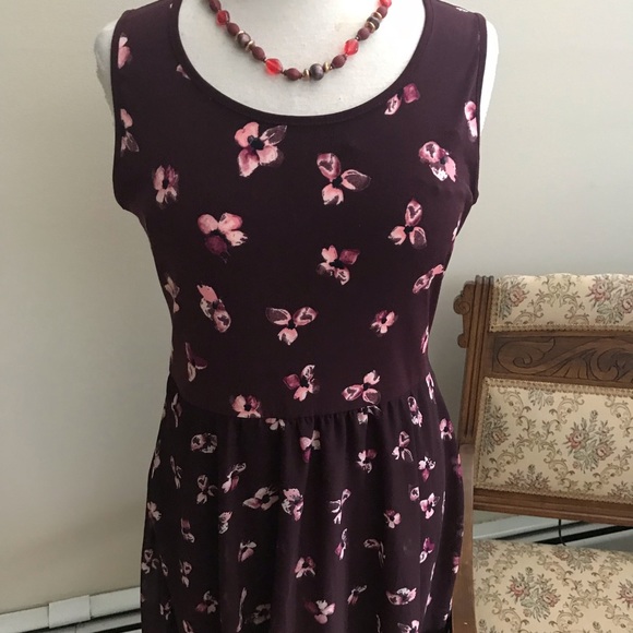Handkerchief Hem Sundress! - Picture 2 of 5